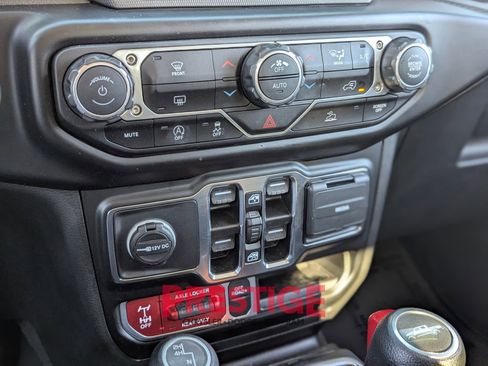 Used 2022 Jeep Gladiator Mojave w/ Trailer Tow Package AWD/4WD image 23