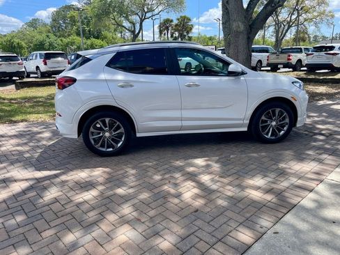 Used 2023 Buick Encore GX Select w/ Sport Touring Package FWD image 6