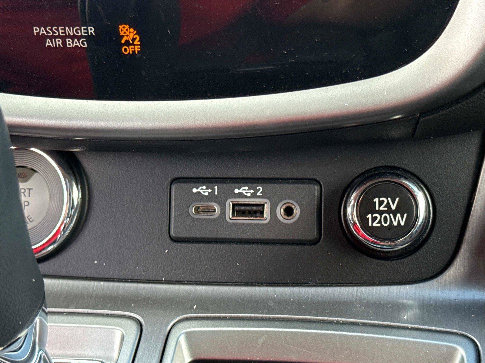 Used 2024 Nissan Murano SV w/ SV Midnight Edition Package FWD image 25