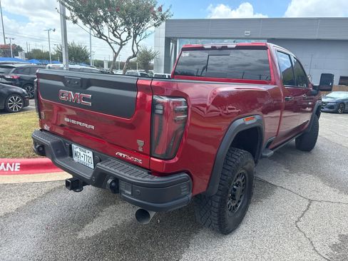 Used 2025 GMC Sierra 2500 AT4X w/ AT4X AEV Edition AWD/4WD image 4