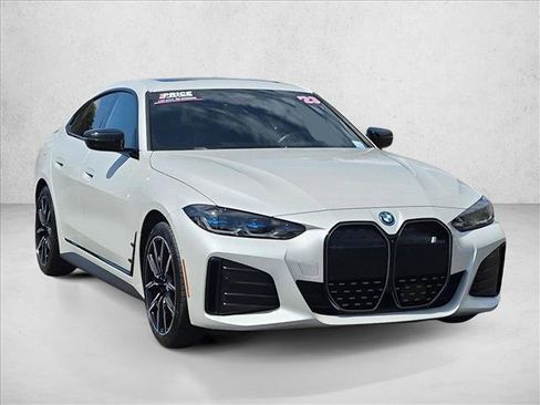 Used 2023 BMW i4 eDrive40 w/ M Sport Package RWD image 3