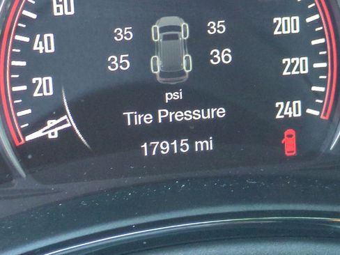 Used 2025 Dodge Durango GT AWD/4WD image 12