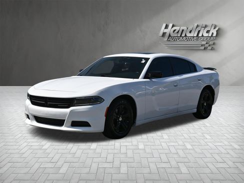 Used 2023 Dodge Charger SXT RWD image 5