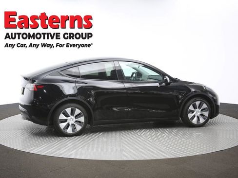 Used 2021 Tesla Model Y Long Range image 42