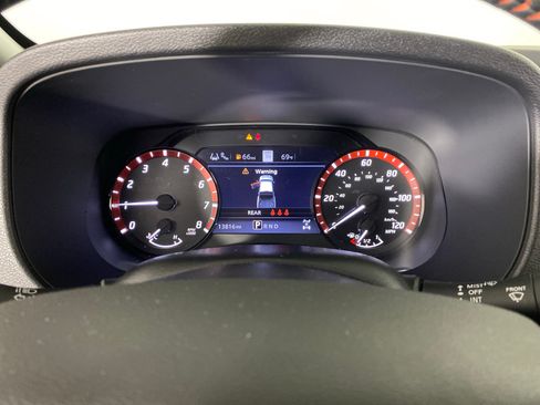 Used 2023 Nissan Frontier PRO-4X w/ Technology Package AWD/4WD image 21