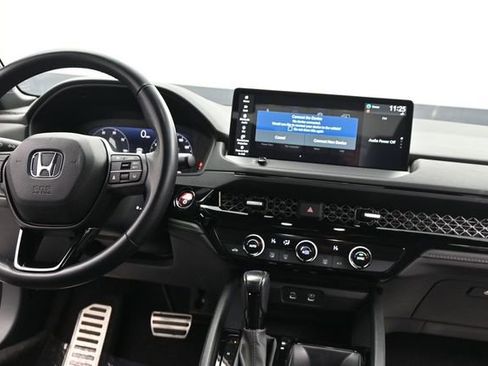 Used 2023 Honda Accord Sport image 17
