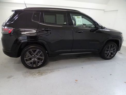 Used 2025 Jeep Compass Limited w/ High Altitude Package AWD/4WD image 26