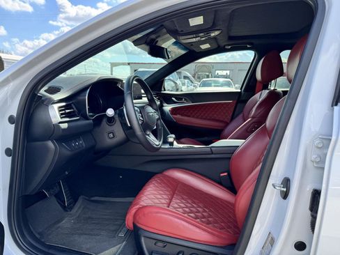 Used 2024 Genesis G70 3.3T Advanced w/ Sport Prestige Package image 5