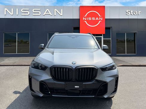 Used 2024 BMW X5 xDrive40i w/ M Sport Package AWD/4WD image 2