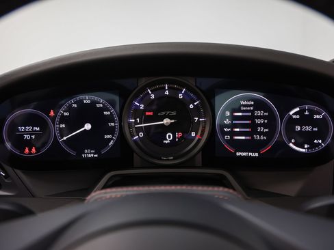 Certified 2024 Porsche 911 Carrera GTS RWD image 37