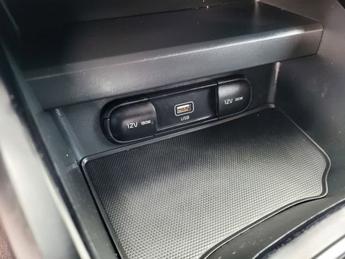 Used 2022 Kia Soul LX image 14