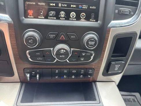 Used 2017 RAM 2500 Laramie AWD/4WD image 18