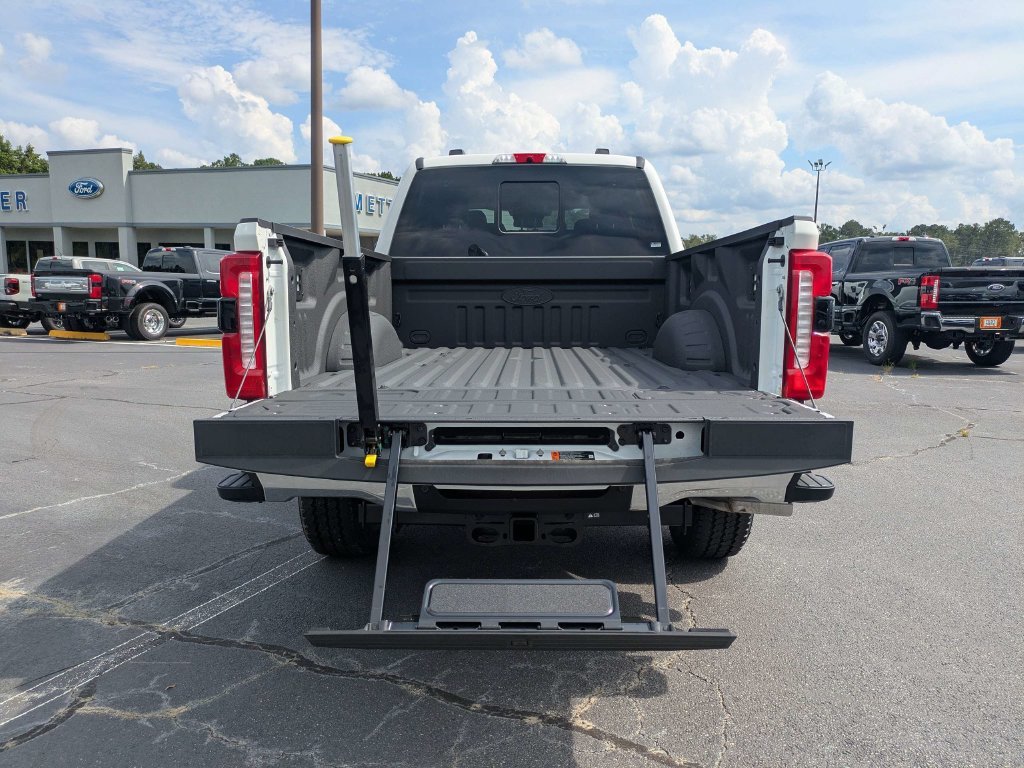 New 2026 Ford F350 Lariat w/ Lariat Ultimate Package AWD/4WD image 35