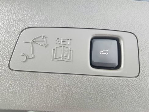 Used 2023 Lincoln Corsair AWD w/ Equipment Group 101A image 50