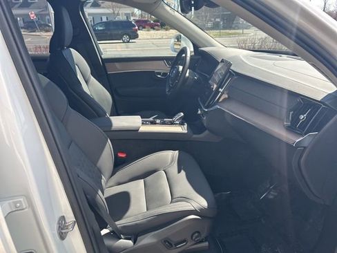 Certified 2025 Volvo XC90 B5 Plus image 15
