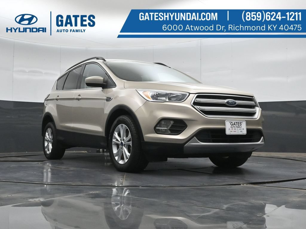 Used 2018 Ford Escape SE AWD/4WD image 38