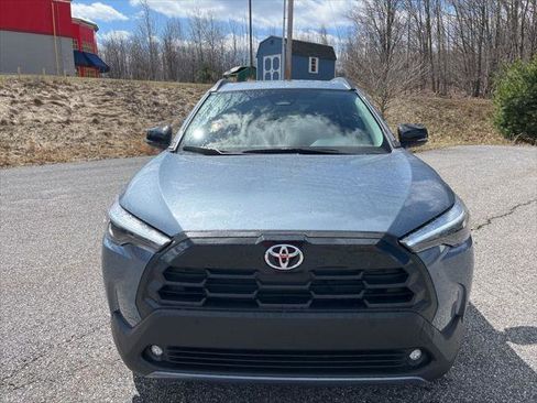 Certified 2026 Toyota Corolla Cross XLE w/ Convenience Package AWD/4WD image 9