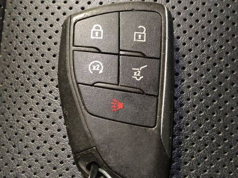 Used 2021 Buick Envision Essence w/ Sport Touring Package FWD image 32