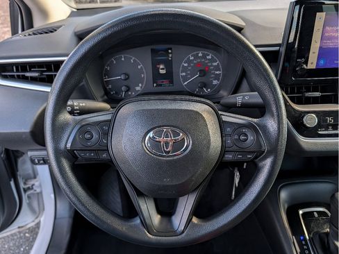 Used 2024 Toyota Corolla LE image 16