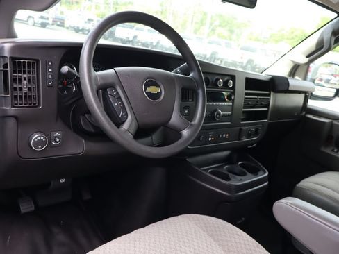 Used 2019 Chevrolet Express 2500 w/ Driver Convenience Package RWD image 8