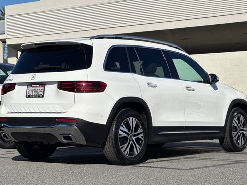 Certified 2025 Mercedes-Benz GLB 250 image 4