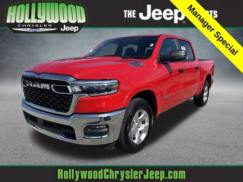 Certified 2025 RAM 1500 Big Horn AWD/4WD image 1