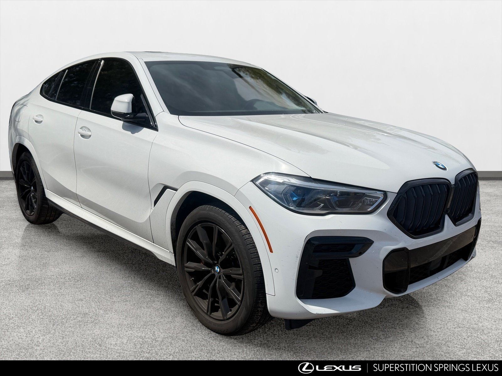 Used 2023 BMW X6 xDrive40i w/ Executive Package AWD/4WD image 2