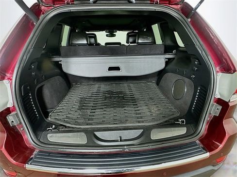 Used 2019 Jeep Grand Cherokee Limited w/ Luxury Group II image 33