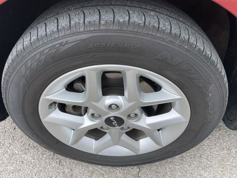 Used 2022 Kia Soul LX w/ Technology Package image 25