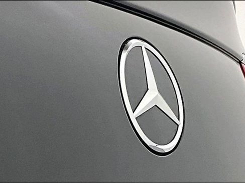 Used 2023 Mercedes-Benz GLC 300 4MATIC Coupe image 31