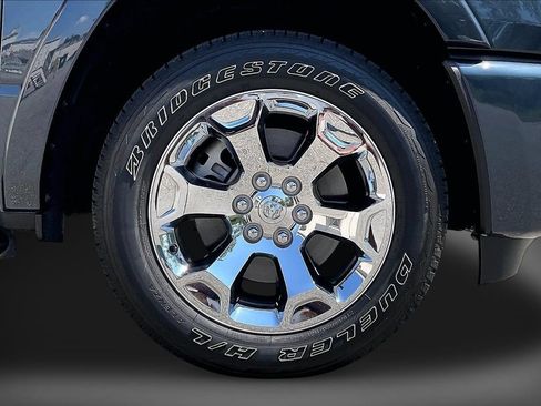 Used 2025 RAM 1500 Big Horn RWD image 34