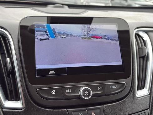 Used 2024 Chevrolet Malibu LT FWD image 21