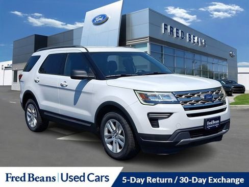 Certified 2018 Ford Explorer XLT AWD/4WD image 1