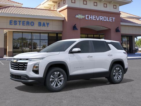New 2026 Chevrolet Equinox LT w/ Safety and Technology Package FWD image 2