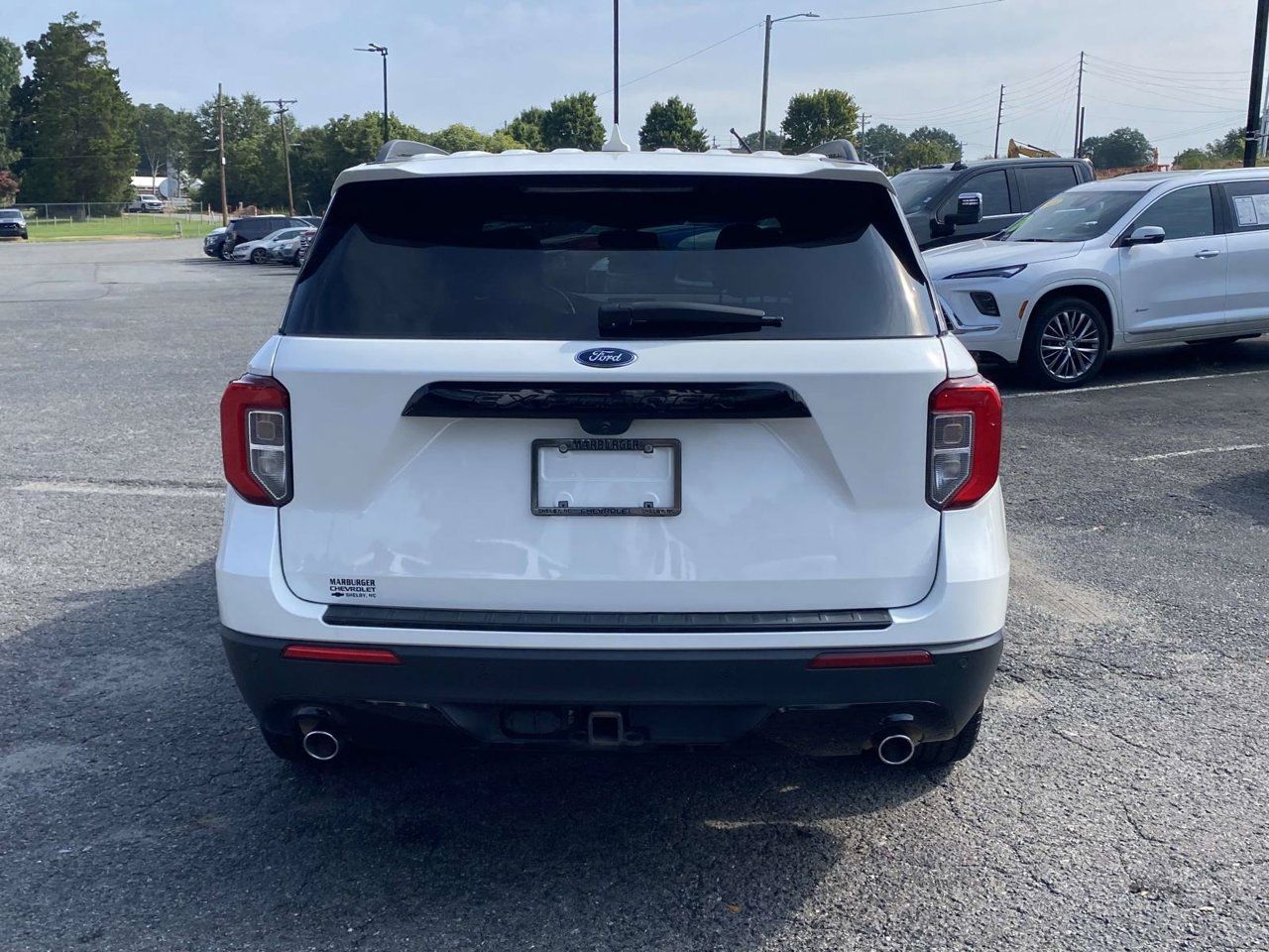 Used 2023 Ford Explorer ST-Line w/ Class IV Trailer Tow Package RWD image 7