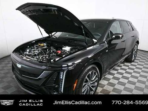 New 2026 Cadillac Lyriq Premium Sport image 34