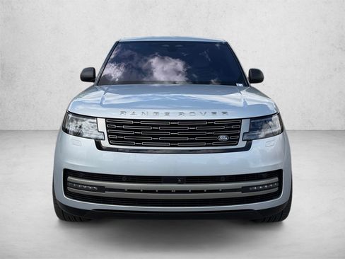 Used 2023 Land Rover Range Rover SE AWD/4WD image 2