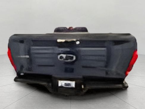 Certified 2017 Ford F150 XLT w/ Equipment Group 302A Luxury AWD/4WD image 51