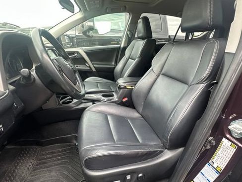 Used 2018 Toyota RAV4 XLE AWD/4WD image 13