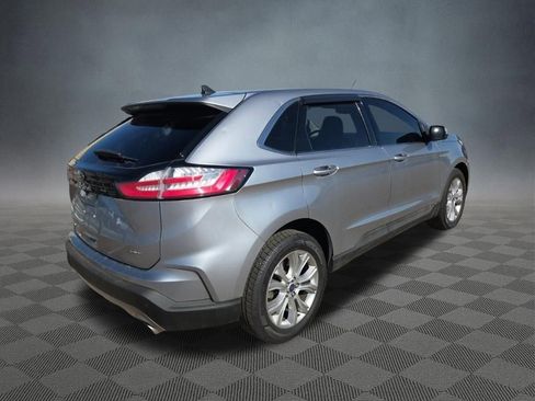 Used 2022 Ford Edge Titanium AWD/4WD image 2