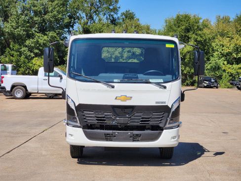 New 2025 Chevrolet Low Cab Forward 4500 XD image 6