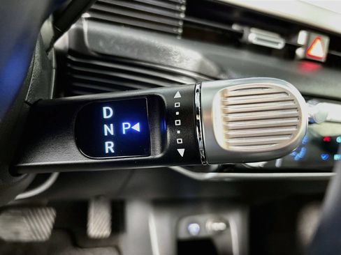 Used 2024 Hyundai Ioniq 5 SEL RWD image 18