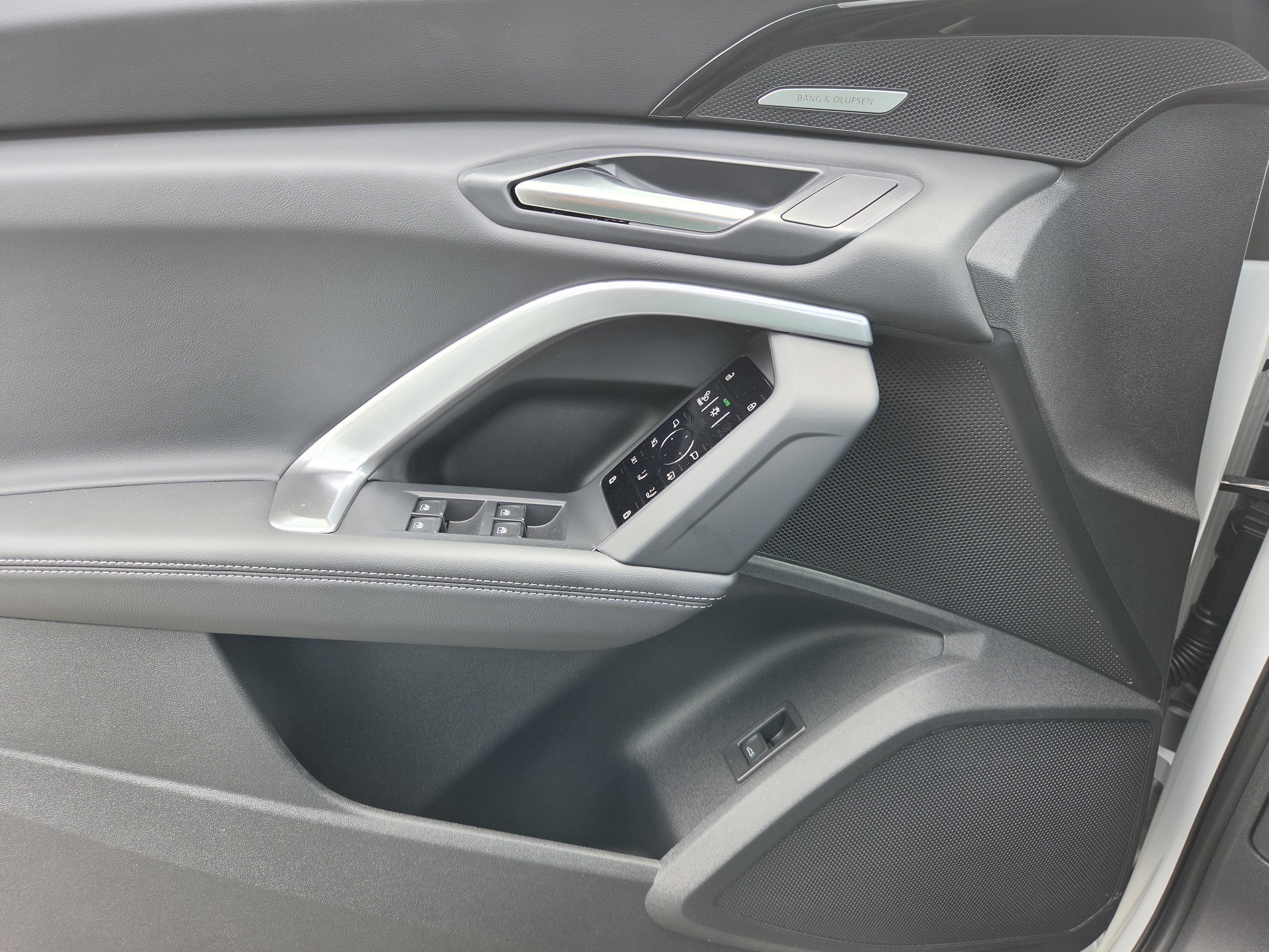 New 2025 Audi Q5 Premium Plus AWD/4WD image 21