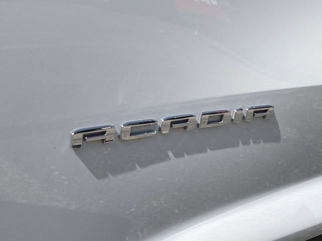 Used 2025 GMC Acadia Elevation FWD image 31