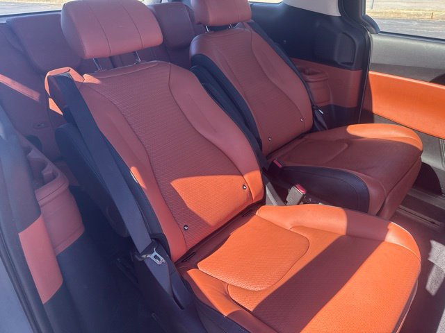 Used 2024 Kia Carnival SX Prestige FWD image 18