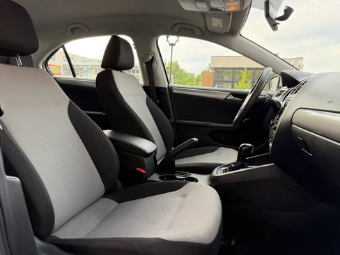 Used 2017 Volkswagen Jetta S FWD image 12