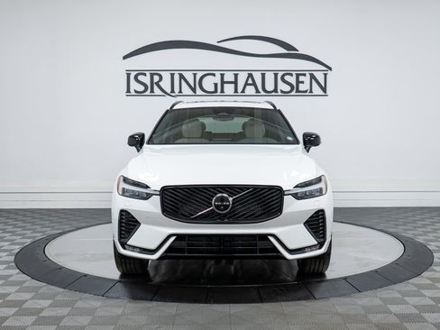 New 2026 Volvo XC60 B5 Plus w/ Climate Package AWD/4WD image 2