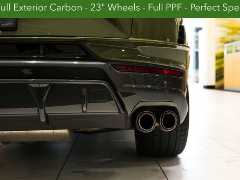 Used 2023 Lamborghini Urus Performante AWD/4WD image 17