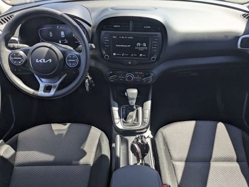 Used 2024 Kia Soul LX image 14