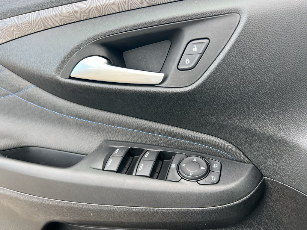 New 2026 Buick Envista Sport Touring w/ Convenience I Package FWD image 38